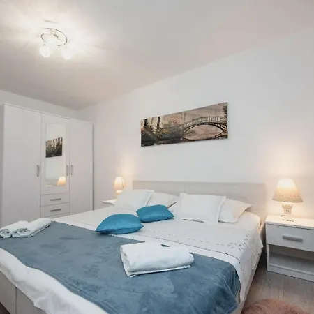 Mate Apartment