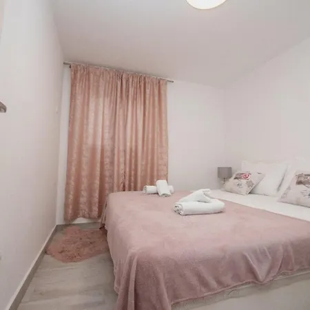 Mate Apartment