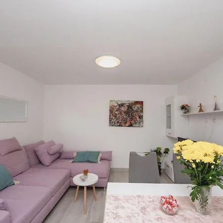 Mate Apartment